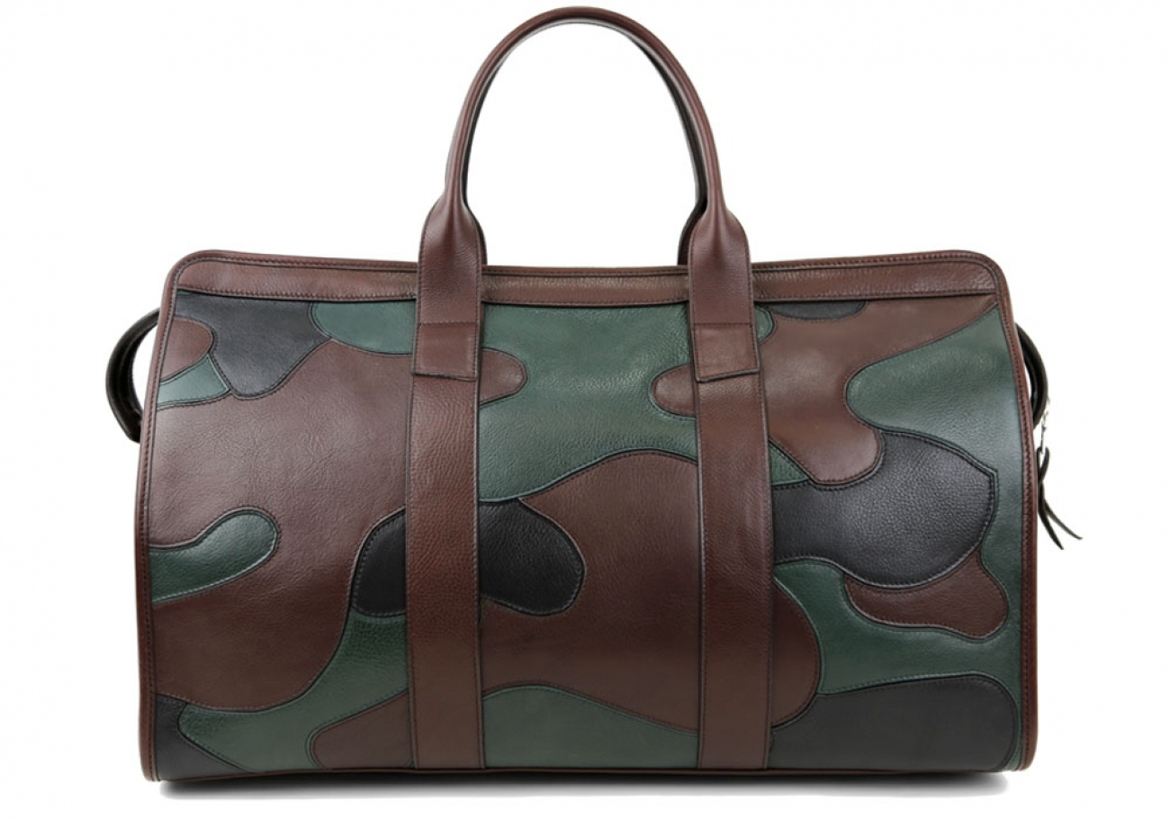 Victoria secret camo duffle bag outlet