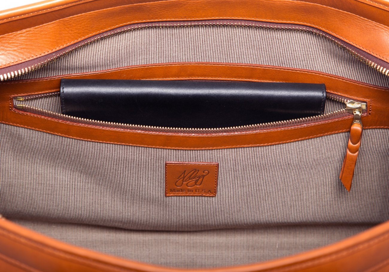 Signature Weekender, Duffel Bag