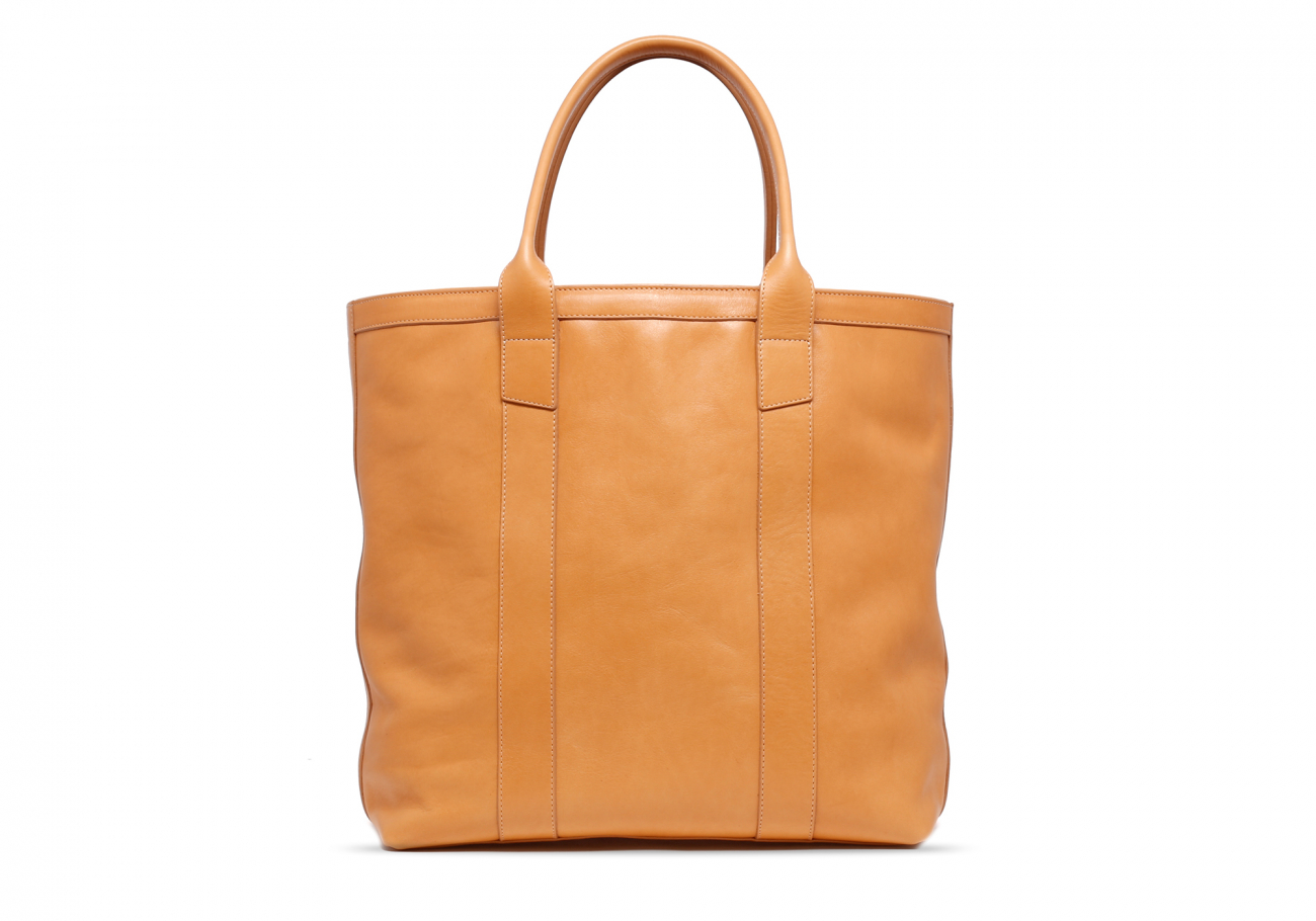 leather tote with zipper top